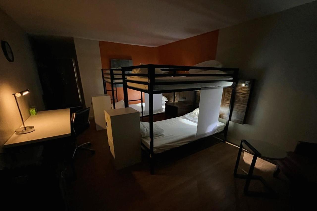 Bposhtels Charlotte Vandrarhem Exteriör bild